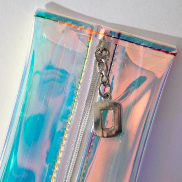 Women’s NEW Holographic Makeup Bag/Purse/Clutch - Picture 3 of 9